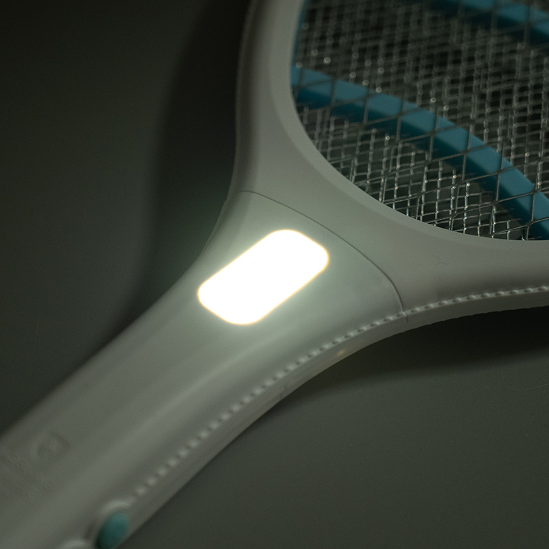 FF-987 500mAh dvoubarevná LED plácačka na komáry USB dobíjecí FF-987 500mAh dvoubarevná LED plácačka na komáry USB dobíjecí